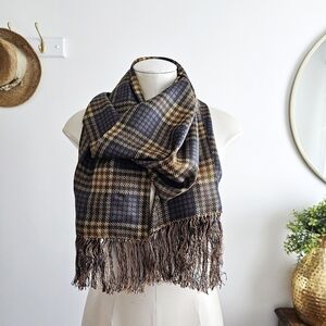 Chelsey By Joseph 100% Silk Made In Italy Long Plaid Fringe Elegant Scarf